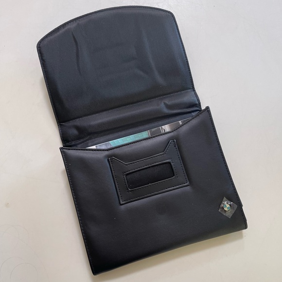 BMW 2009 7 Series 750Li 750i Owners Operator Manuals Guides W/ Case BMW Emblem - Picture 11 of 15